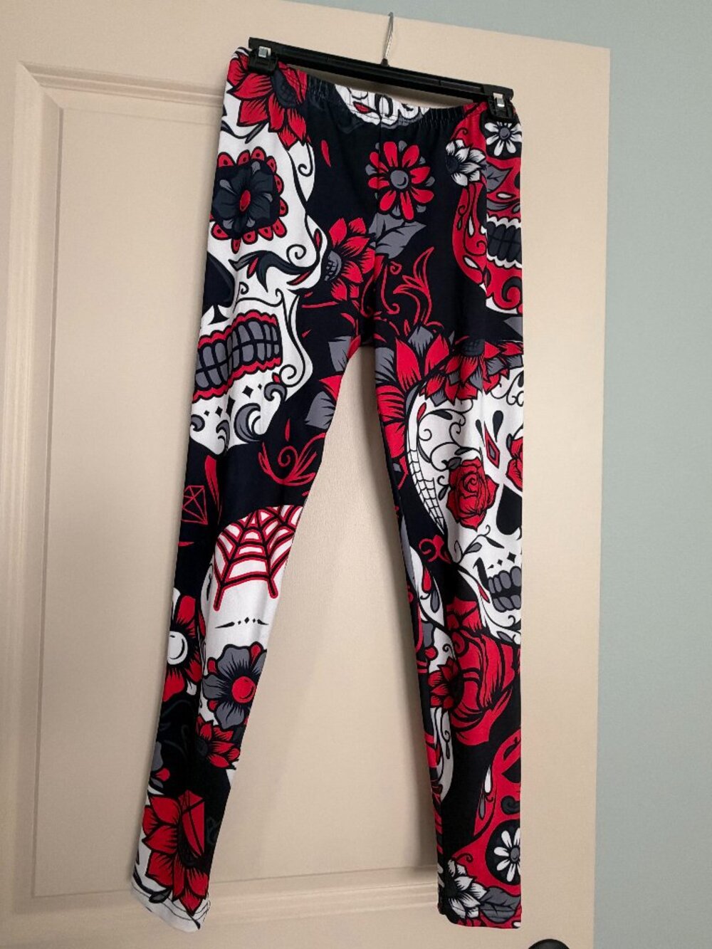 Day of the Death Sugar Skull Leggins Red Roses Gothic Dia De Los Muertos Size M